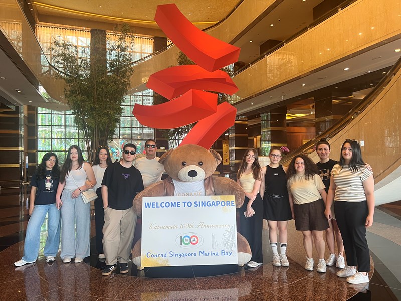 Burçe Eğitim Singapur' da